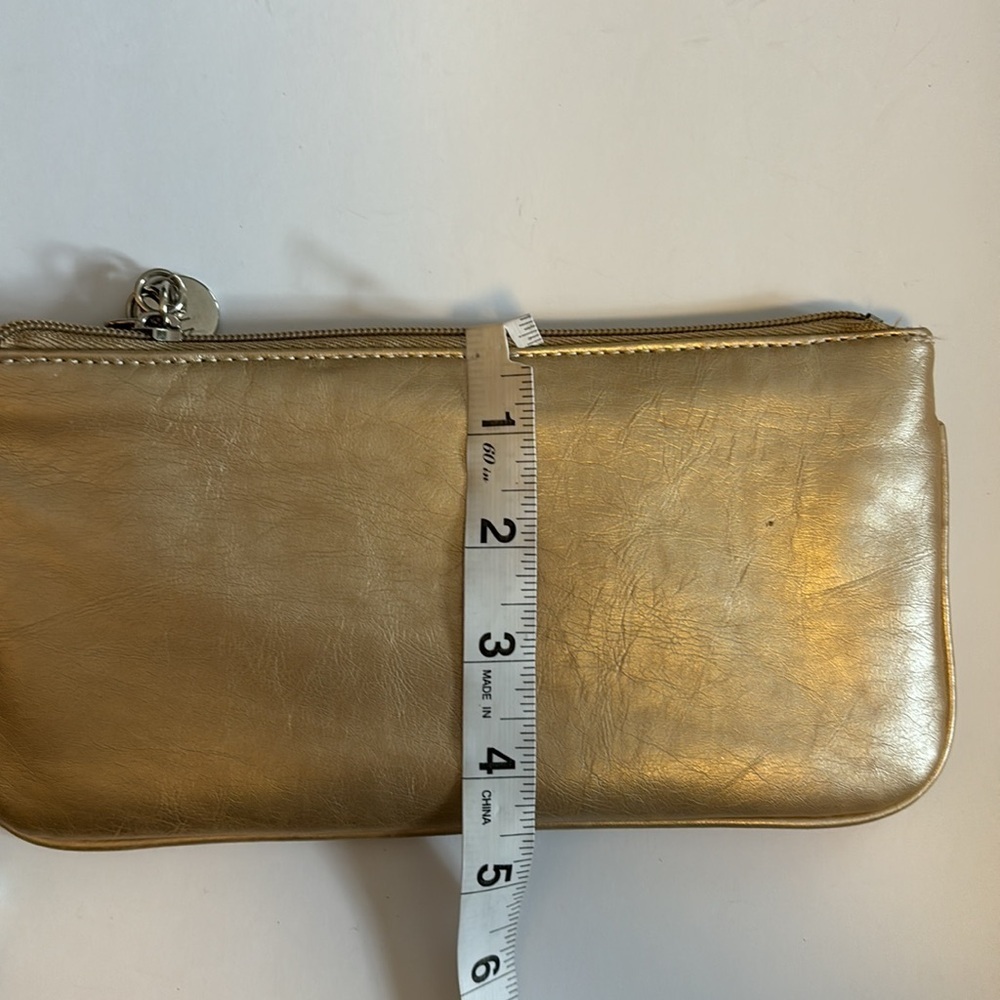 NY&CO GOLD WRISTLET WITH 3 RINGS AS WRISTLET HAS RIBBON DEATTACHABLE ADORNMENT - Picture 5 of 6